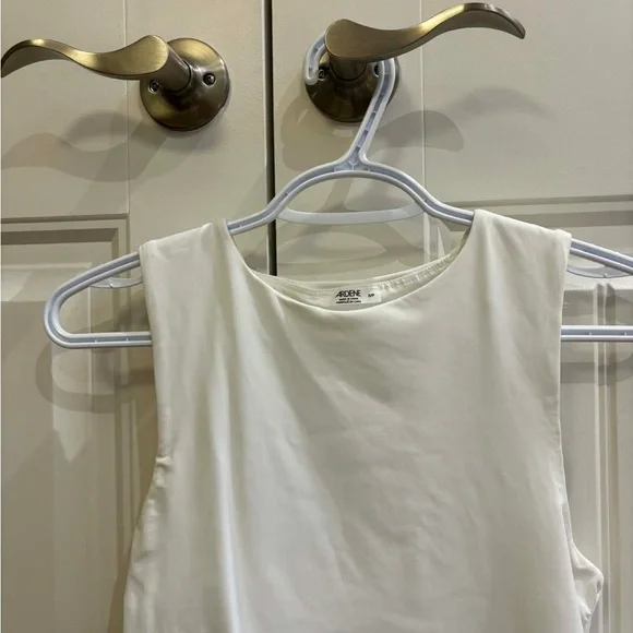 Ardene Basic Contour Tank - Picture 2 of 3